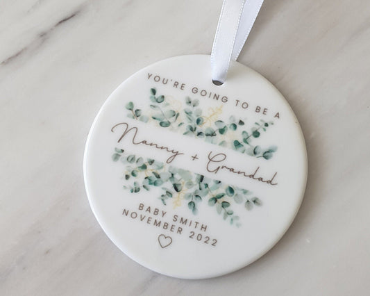 Nanny & Grandad Pregnancy Reveal Ornament Grandparents Announcement Personalised Gift Decoration
