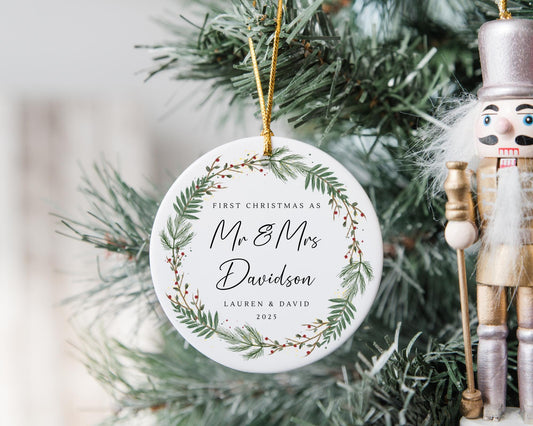 First Christmas Married Decoration - Personalised Mr & Mrs Bauble - Wedding Couple Ornament - Wedding Day Keepsake Gift